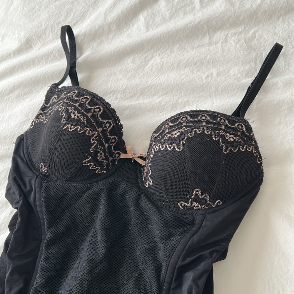Intimissimi lingerie garter size 3, 34C, 36B black lace